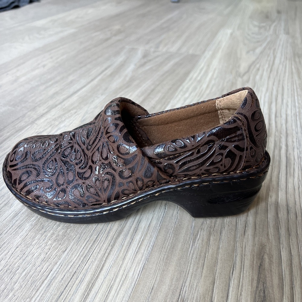 BOC Born Concept Peggy Brown Embossed Leather Clogs Size 7 Tooled Slip On Mule